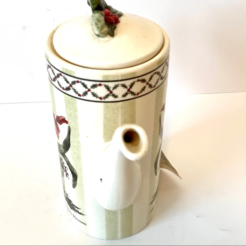 COPY - Vintage MARY HUGHES Christmas Ceramic Teapot
